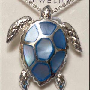 NIB BEACH CHIC Silver plated Turtle Necklace
